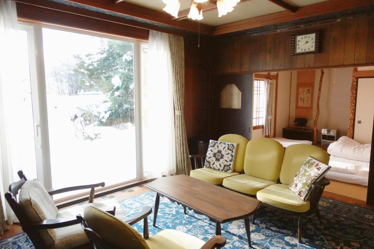 鹿家 Furano Dear House Βίλα Εξωτερικό φωτογραφία